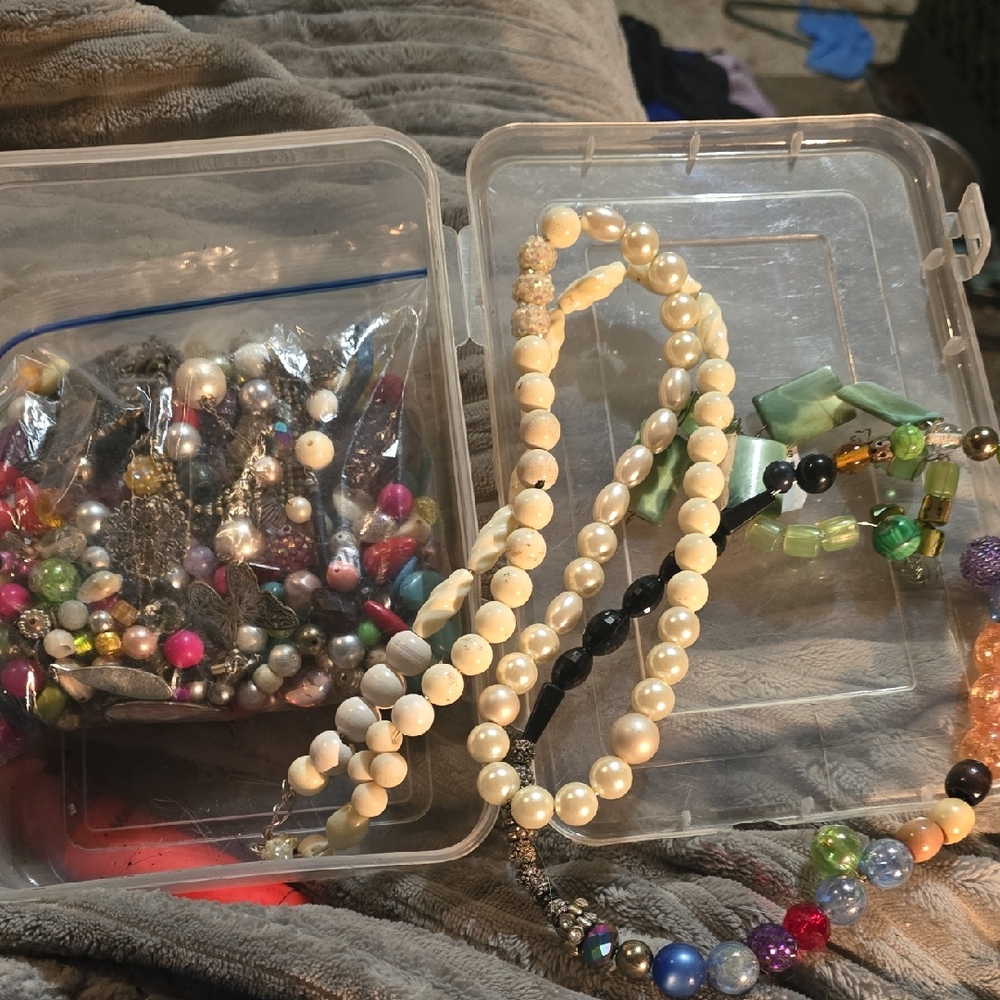 BEADS, JEWELRY FINDINGS, AND JEWELRY PARTS